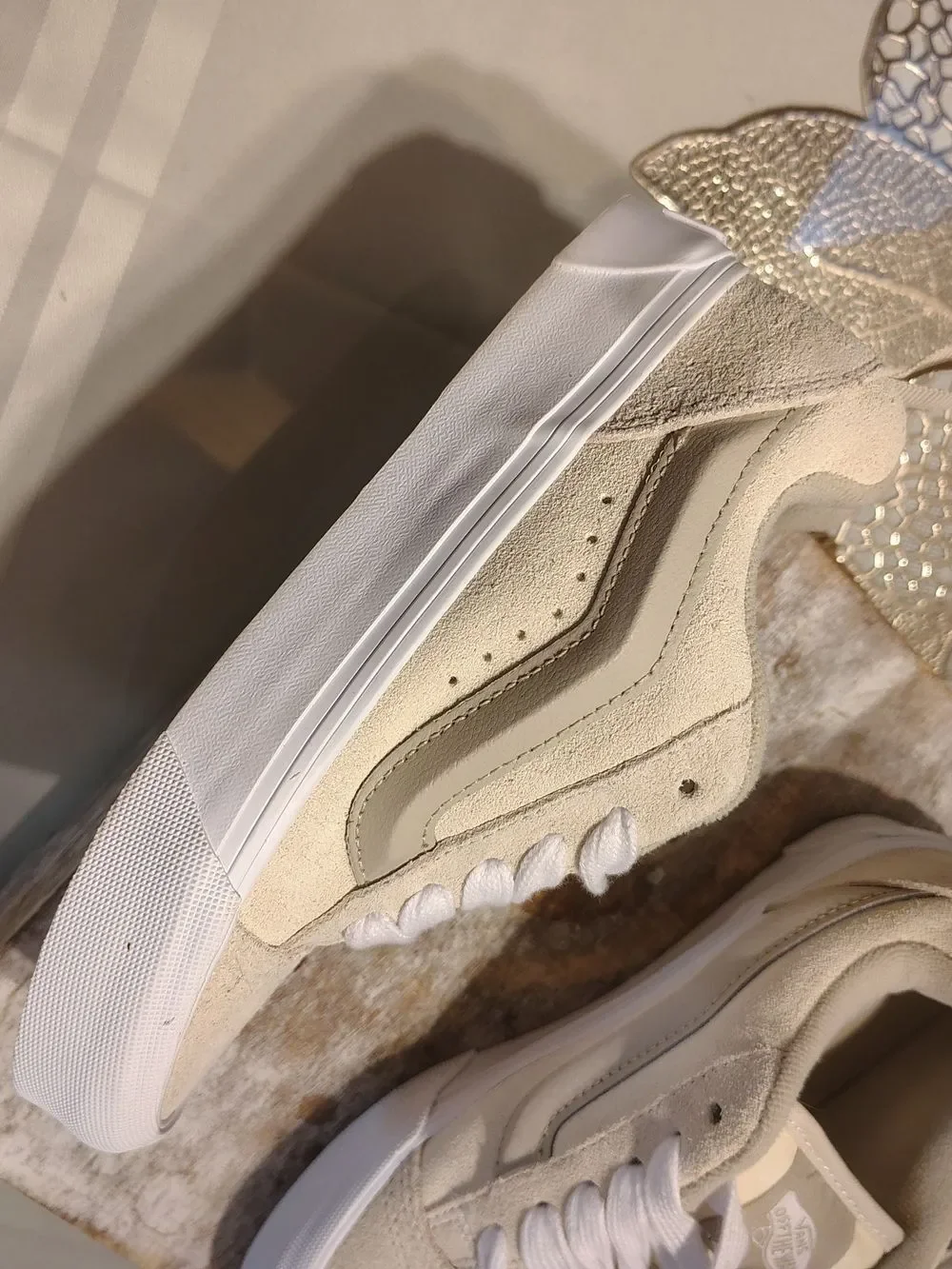 Vans  Cream Suede Low-Top Sneakers Mens 4 Women's 5.5 New Unworn Knu Skool Puffy